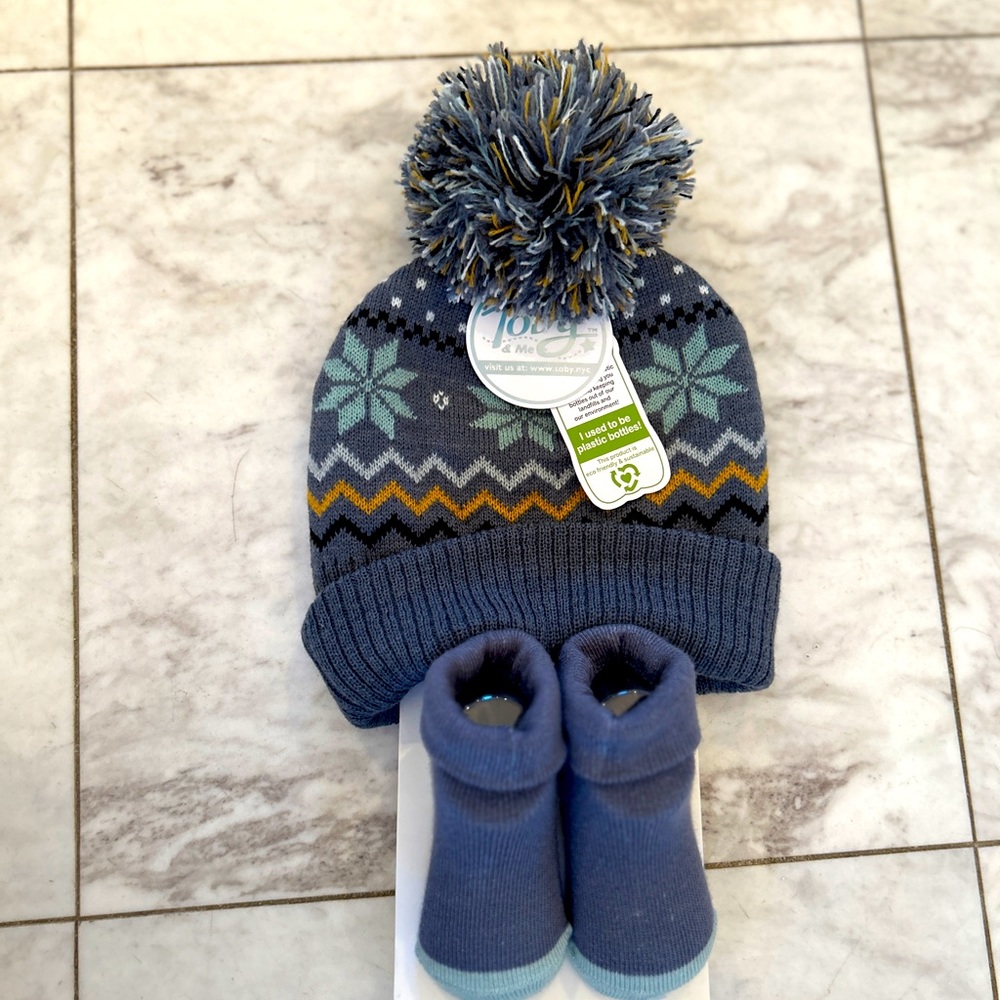 Toby Hat and Shoes/Socks set